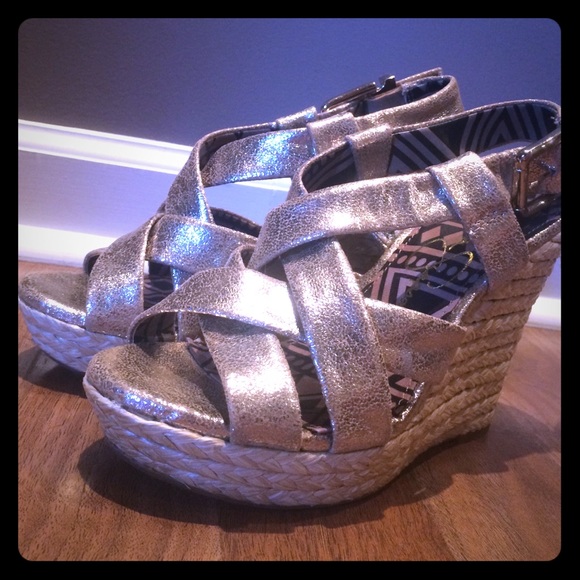 Jessica Simpson Wedges