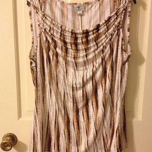 Gently used sleeveless top