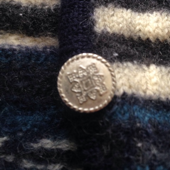 vintage wool sweater - Picture 2 of 2