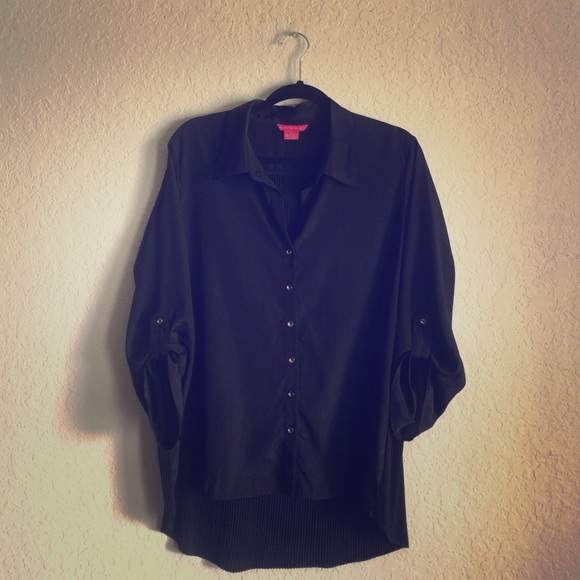 Pleated Back Button Up by Sunny Leigh - Picture 1 of 4