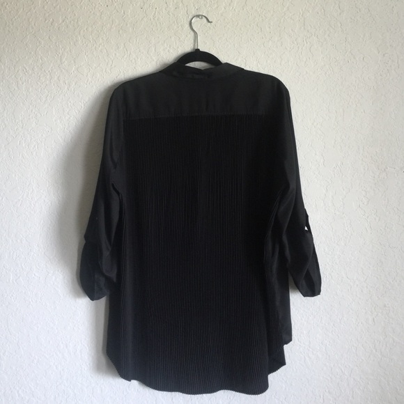 Pleated Back Button Up by Sunny Leigh - Picture 3 of 4
