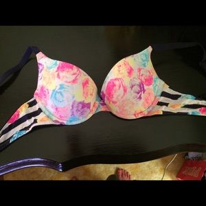 32 B floral Victoria's Secret PINK bra