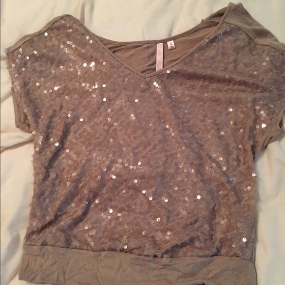 Shirt Bundle! - Picture 2 of 4