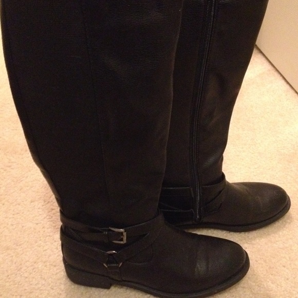Tall black boots