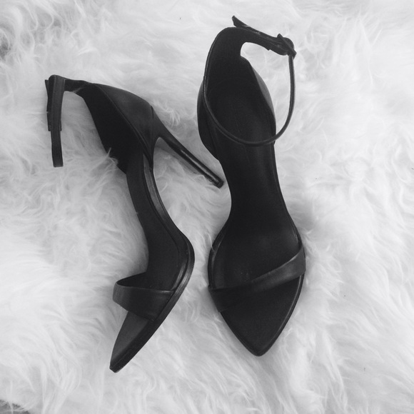 Zara ClassicBlack Leather Sandal Heels Size 38/7.5