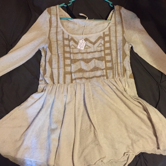 Long sleeve baby doll cream sweater