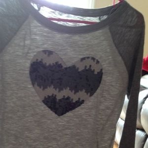Grey baseball tee w/ sequence heart