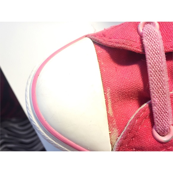 Pink low converses - Picture 4 of 4