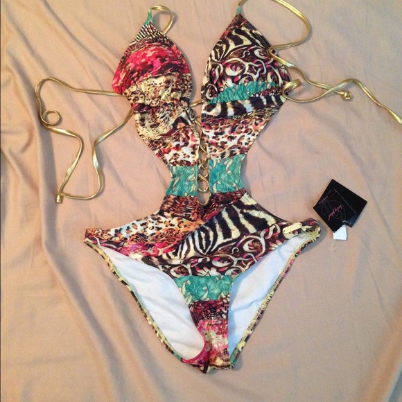 One piece bathing suit