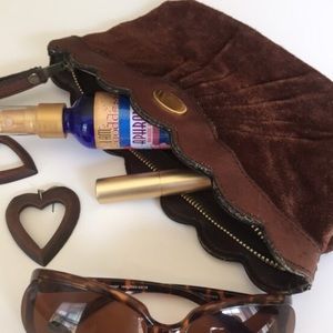 🎉HP🎉Vintage Suede Clutch