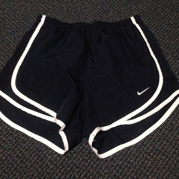 Nike running shorts 😘😘😘