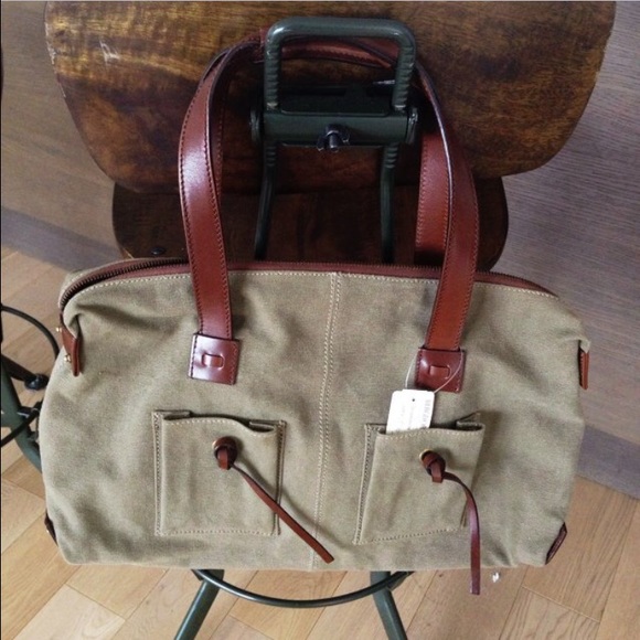 Gucci Handbags - GUCCI Safari Handbag Shoulder Bag NWT