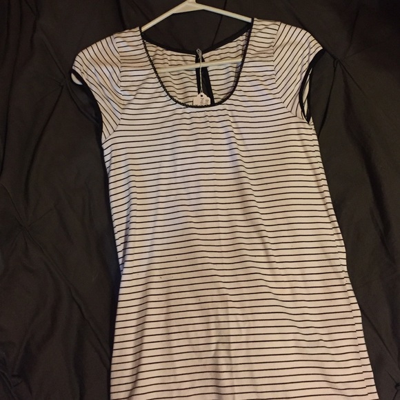 Short sleeve free people stripped top