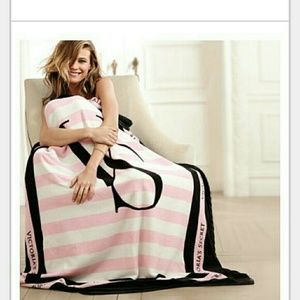 Victorias Secret Limited Edition 2014 Blanket