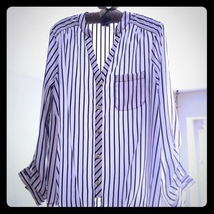 Anne Klein sophisticate blouse