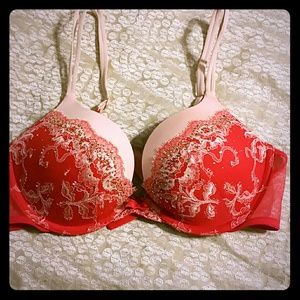 Victoria secret bra