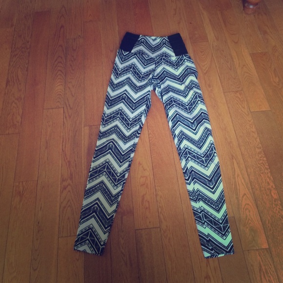Chic leggings