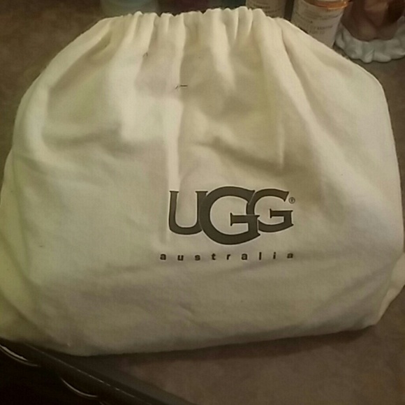 UGG coin purse