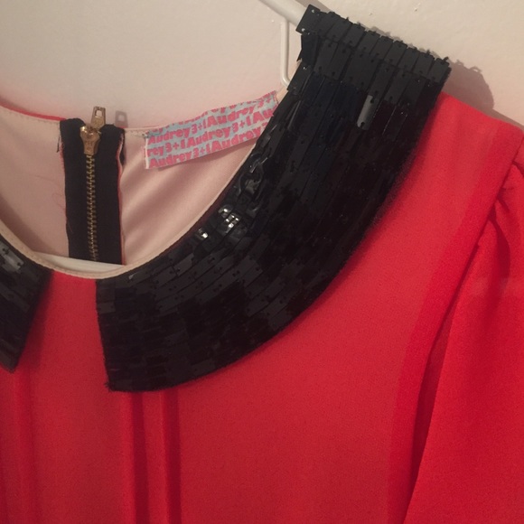 Dress - Picture 4 of 4