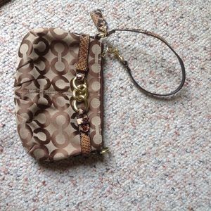 Wristlet authentic coach