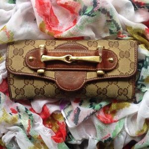 Authentic Gucci wallet
