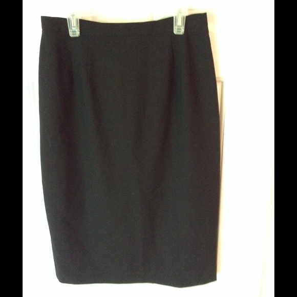 Talbots size 6 black work skirt