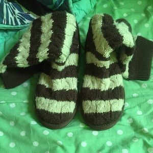 Brown and white knit ugg boot