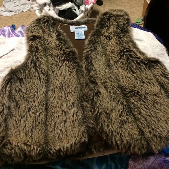 Fur Vest - Picture 1 of 2