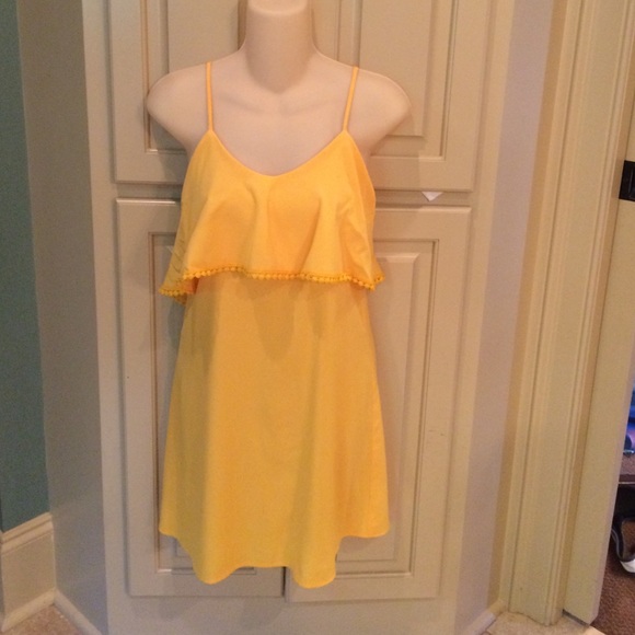 YELLOW DRESS