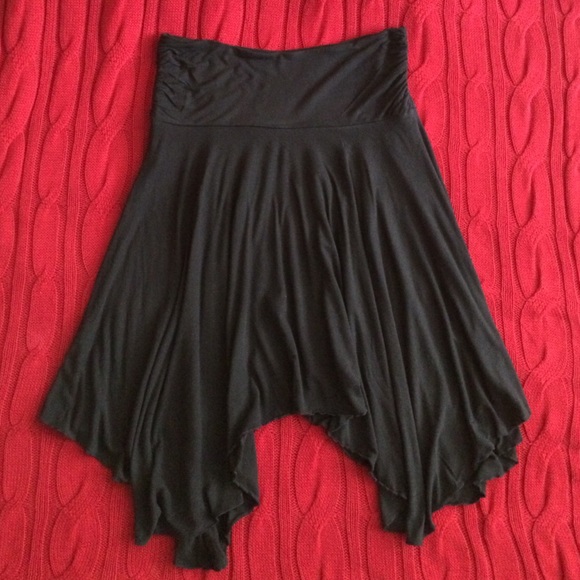 ❗️SALE❗️ Black asymmetrical hem jersey skirt