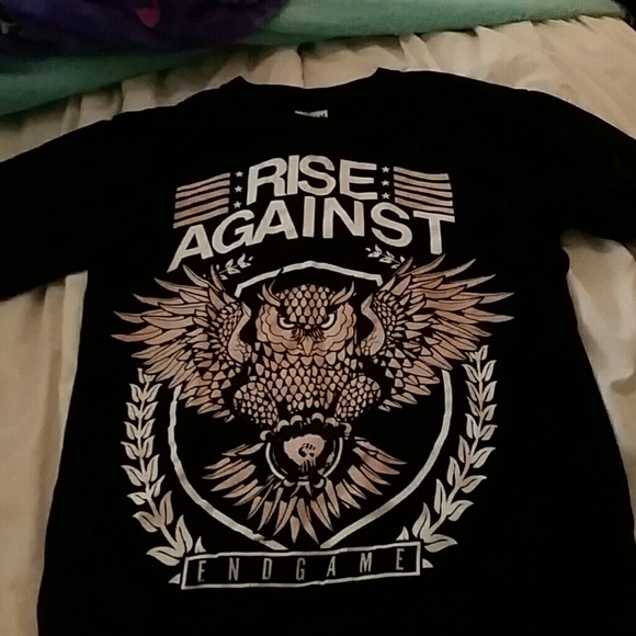 Rise against band shirt