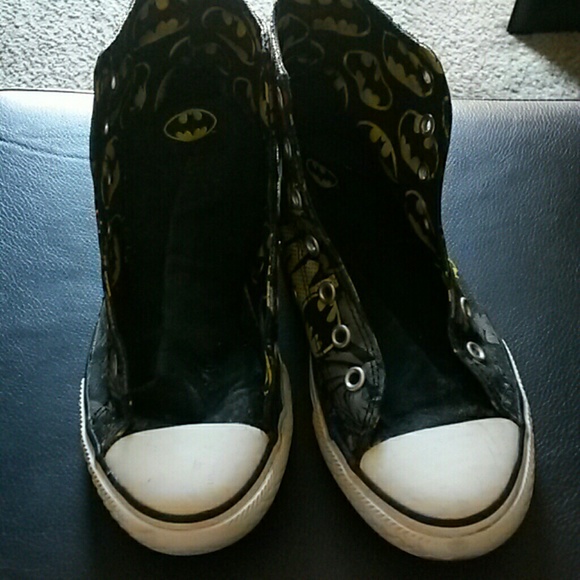 Converse - Picture 2 of 4