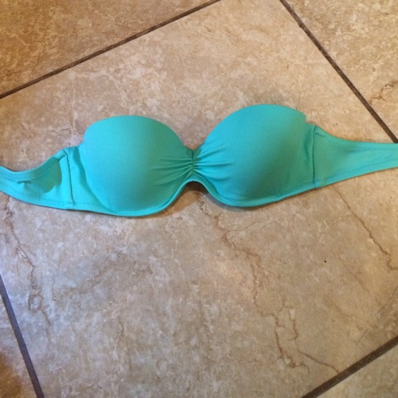 VICTORIAS SECRET SEA FOAM GREEN / TURQUOISE TOP