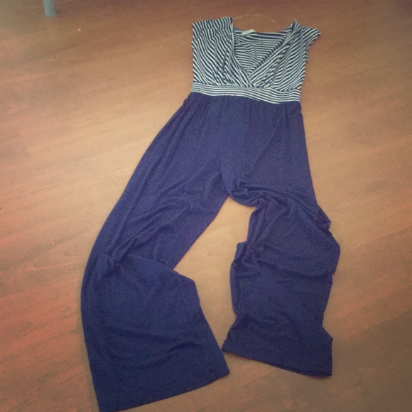 Blue and white stripes jumpsuit