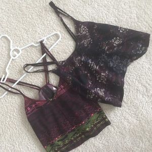 *TWO* S Silence + Noise Zip Crop Tops