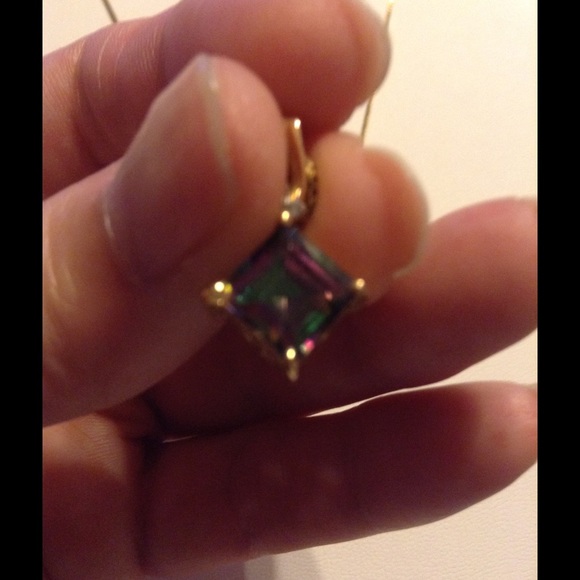 STUNNING TOPAZ NECKLACE ❤️❤️SOLD IN BUNDLE - Picture 3 of 3