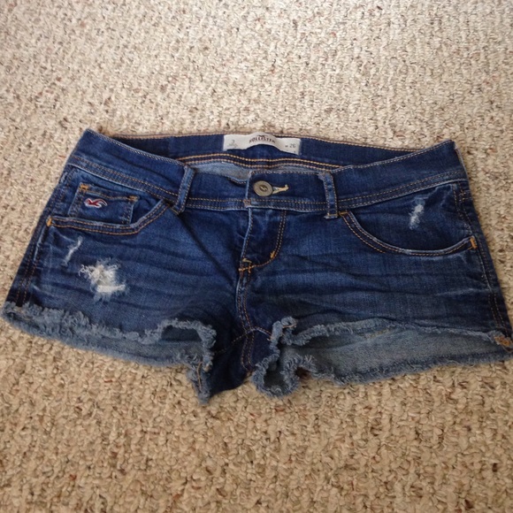 Hollister Shorts - Picture 2 of 2