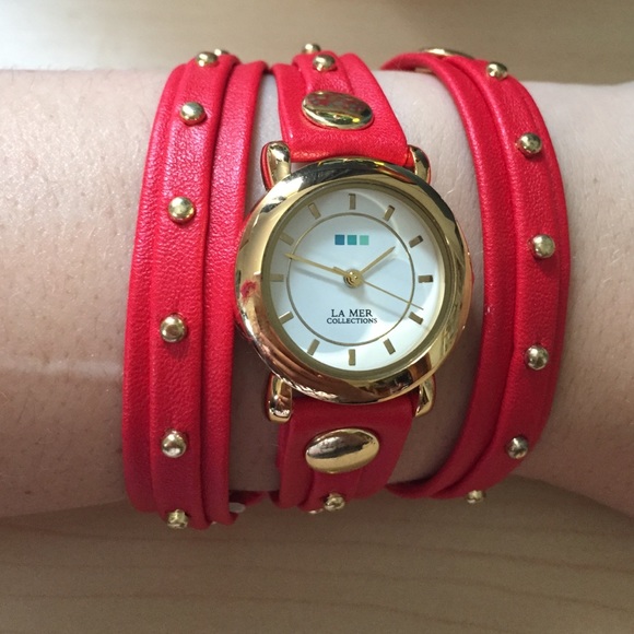 Red wrap wrist watch