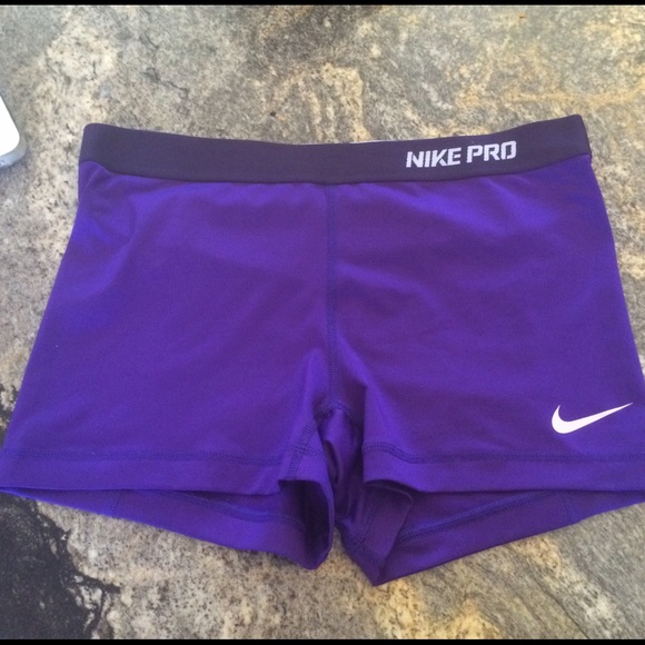 NWOT Purple Nike Pros