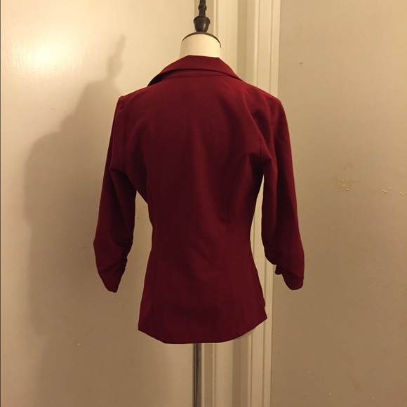 Blazer - Picture 2 of 2
