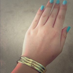 Round Gold Cuff Bracelets