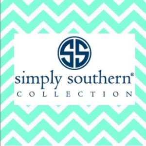 ISO: simply southern clothes/phone cases