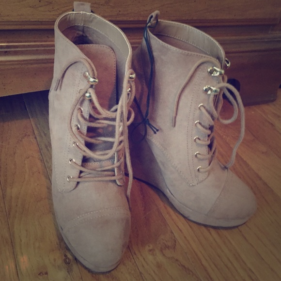 Forever 21 High Heeled Booties - Picture 1 of 4