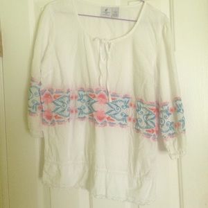 Caribbean Joe Flower Embroidered Top