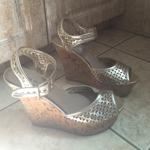 Steve Madden wedges