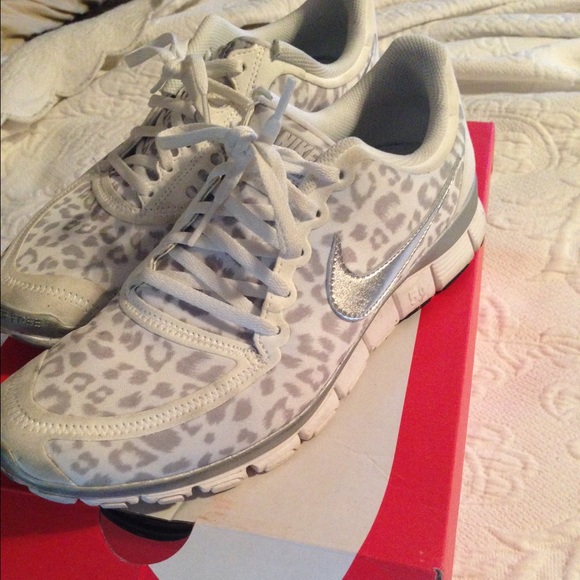 White leopard miles