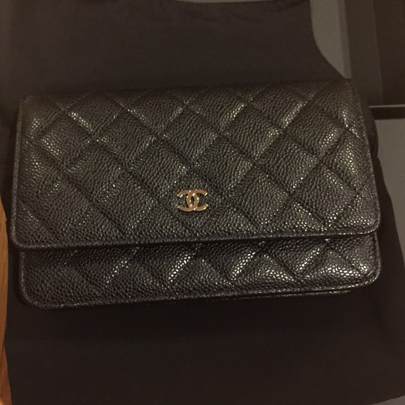 💥SOLD! NIB CHANEL Wallet on Chain WOC - Picture 2 of 4