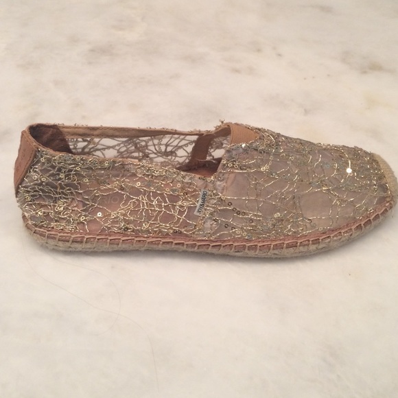 ROCKY POINT Espadrilles (Gold) by Joy&Mario. - Picture 4 of 4