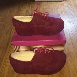 Wine Colored Creepers