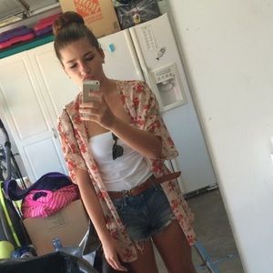 Pink Floral Kimono 🌺